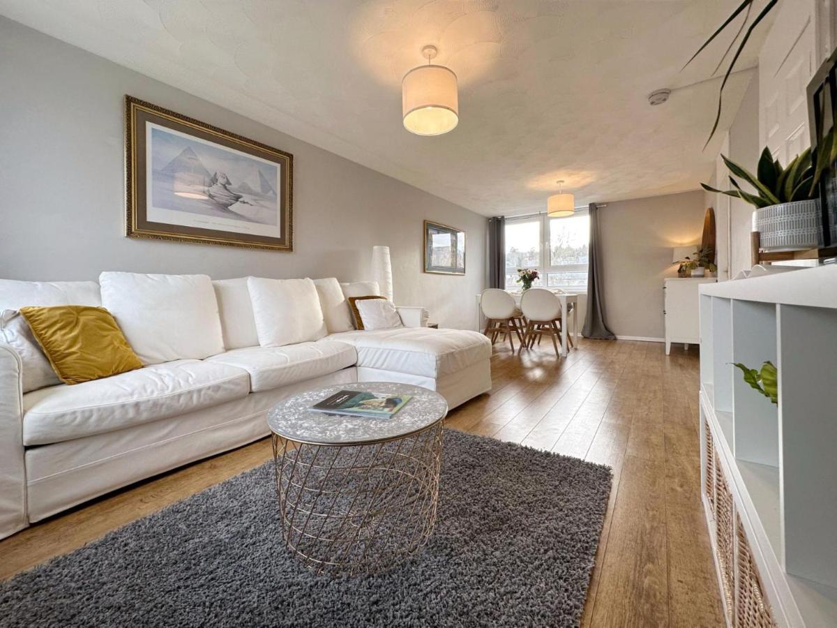 Scandi Style Apartment With Stunning Views Linlithgow Bagian luar foto