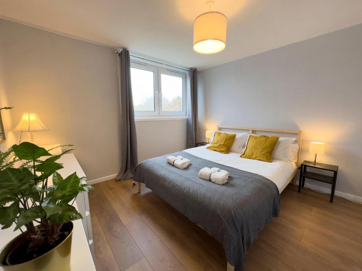Scandi Style Apartment With Stunning Views Linlithgow Bagian luar foto