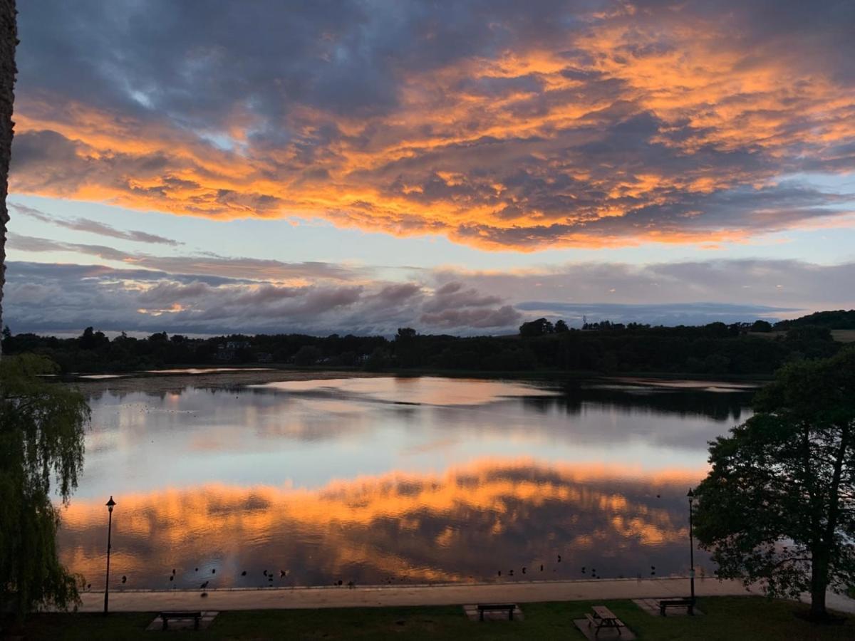 Scandi Style Apartment With Stunning Views Linlithgow Bagian luar foto
